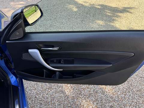 BMW 1 Series 3.0 M140i Shadow Edition Hatchback 3dr Petrol Auto Euro 6 (s/s) (340 ps) - U10003143