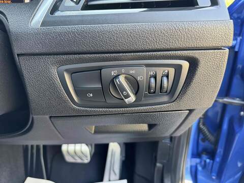 BMW 1 Series 3.0 M140i Shadow Edition Hatchback 3dr Petrol Auto Euro 6 (s/s) (340 ps) - U10003143