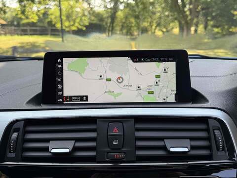 BMW 1 Series 3.0 M140i Shadow Edition Hatchback 3dr Petrol Auto Euro 6 (s/s) (340 ps) - U10003143