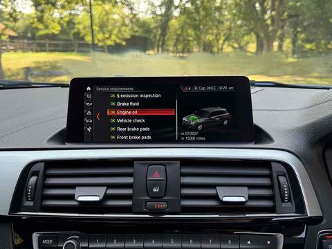 BMW 1 Series 3.0 M140i Shadow Edition Hatchback 3dr Petrol Auto Euro 6 (s/s) (340 ps) - U10003143