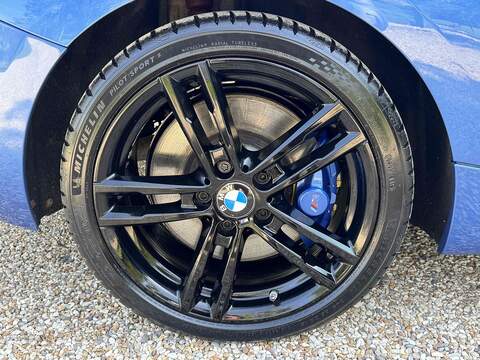 BMW 1 Series 3.0 M140i Shadow Edition Hatchback 3dr Petrol Auto Euro 6 (s/s) (340 ps) - U10003143