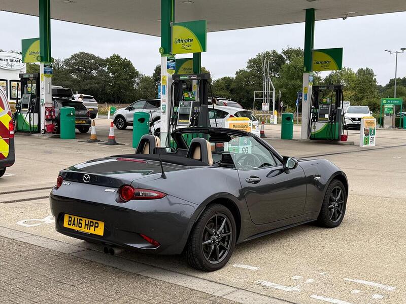 Mazda MX-5 1.5 SKYACTIV-G Sport Nav Euro 6 2dr - U10003151