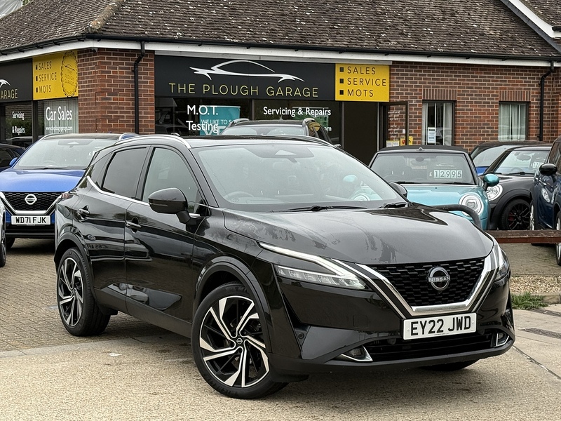 Nissan Qashqai Qashqai Tekna+ SUV 1 Automatic Petrol Hybrid - U10003155