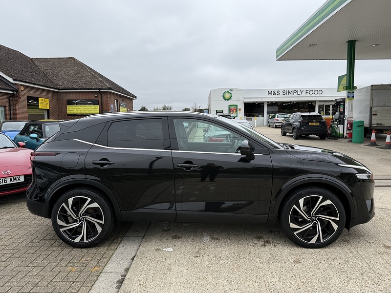 Nissan Qashqai Qashqai Tekna+ SUV 1 Automatic Petrol Hybrid - U10003155