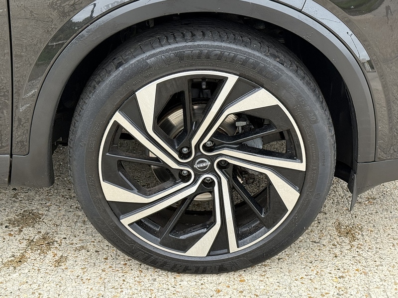 Nissan Qashqai Qashqai Tekna+ SUV 1 Automatic Petrol Hybrid - U10003155