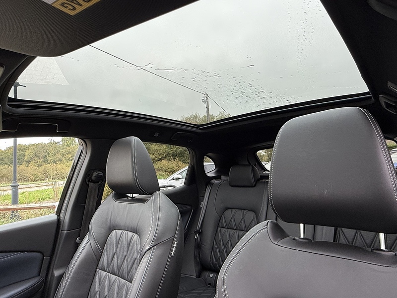 Nissan Qashqai Qashqai Tekna+ SUV 1 Automatic Petrol Hybrid - U10003155