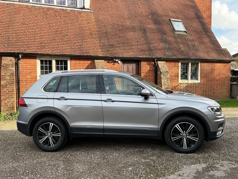 Volkswagen Tiguan 2.0 TDI BlueMotion Tech SE Navigation DSG 4Motion Euro 6 (s/s) 5dr - U10003159