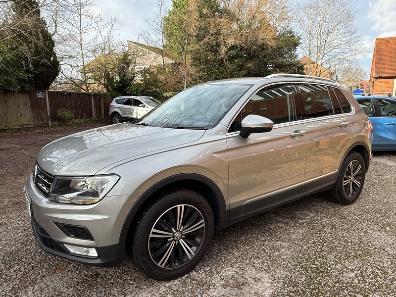 Volkswagen Tiguan 2.0 TDI BlueMotion Tech SE Navigation DSG 4Motion Euro 6 (s/s) 5dr - U10003159