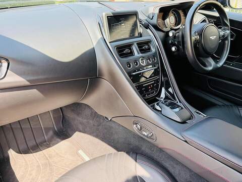 Aston Martin DB11 5.2 V12 Auto Euro 6 (s/s) 2dr - U10003161