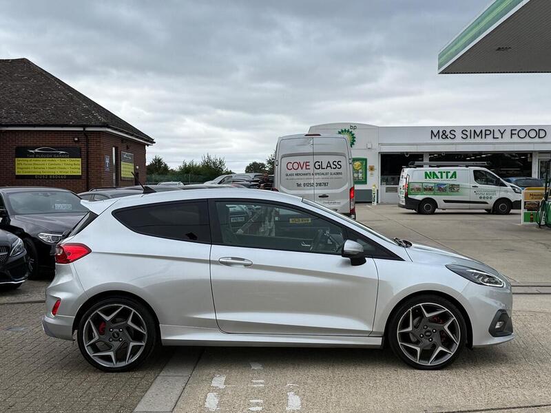 Ford Fiesta 1.5T EcoBoost ST-3 Hatchback 3dr Petrol Manual Euro 6 (s/s) (200 ps) - U10003164
