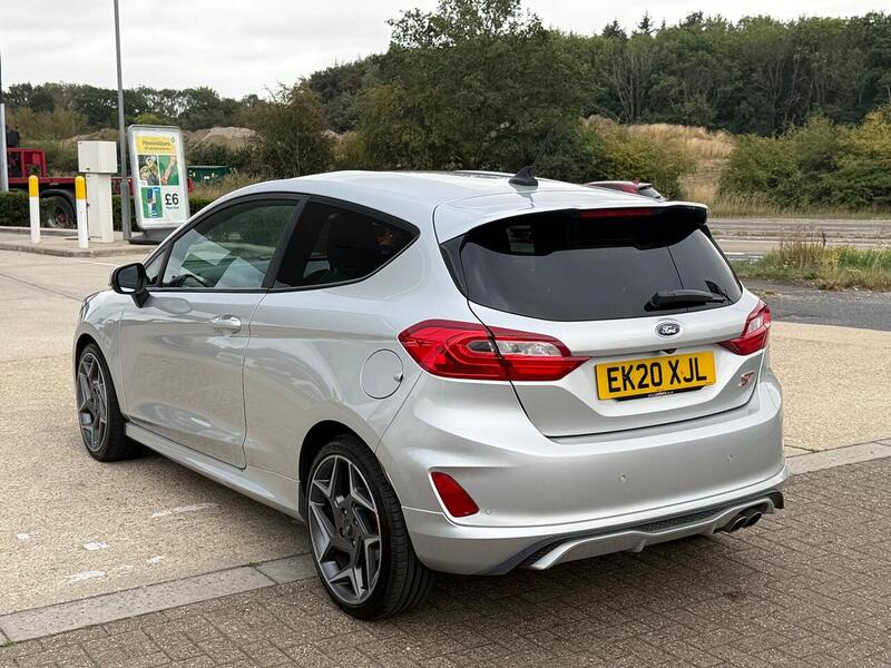 Ford Fiesta 1.5T EcoBoost ST-3 Hatchback 3dr Petrol Manual Euro 6 (s/s) (200 ps) - U10003164