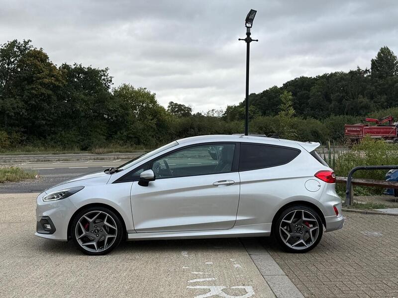Ford Fiesta 1.5T EcoBoost ST-3 Hatchback 3dr Petrol Manual Euro 6 (s/s) (200 ps) - U10003164