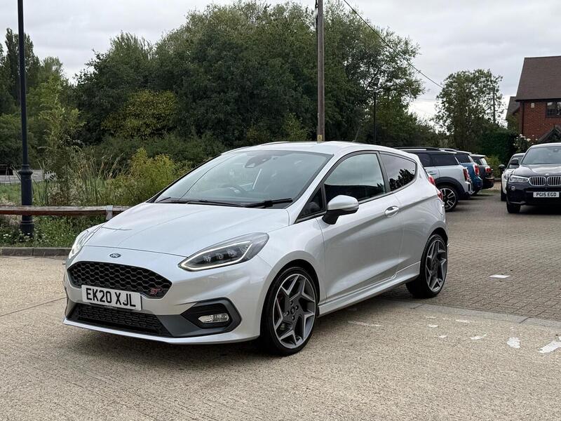 Ford Fiesta 1.5T EcoBoost ST-3 Hatchback 3dr Petrol Manual Euro 6 (s/s) (200 ps) - U10003164