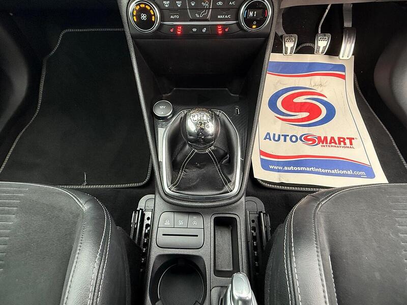 Ford Fiesta 1.5T EcoBoost ST-3 Hatchback 3dr Petrol Manual Euro 6 (s/s) (200 ps) - U10003164