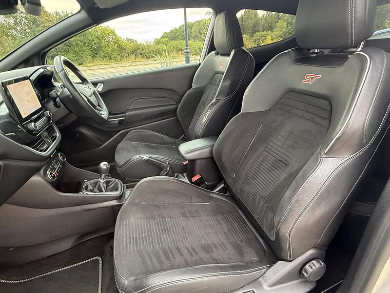 Ford Fiesta 1.5T EcoBoost ST-3 Hatchback 3dr Petrol Manual Euro 6 (s/s) (200 ps) - U10003164