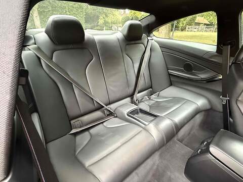 BMW M4 3.0 BiTurbo GPF Competition Coupe 2dr Petrol DCT Euro 6 (s/s) (450 ps) - U10003165