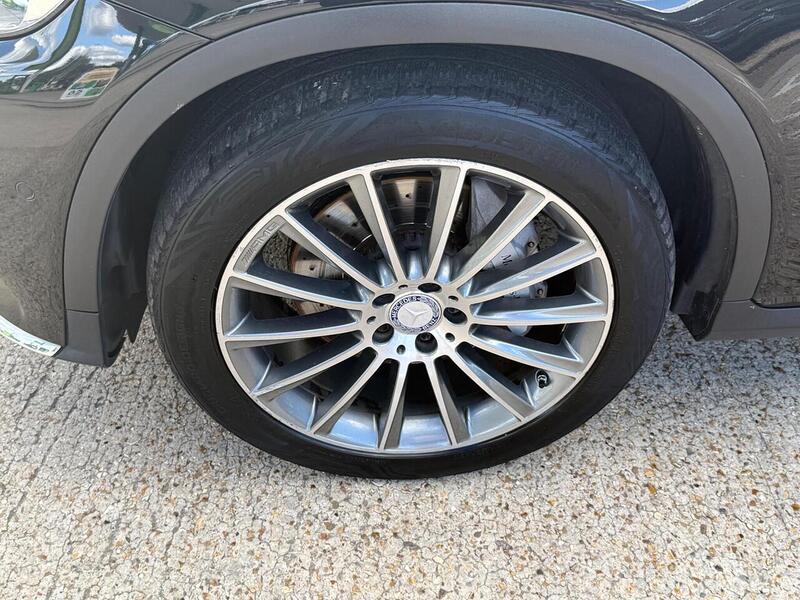 Mercedes-Benz GLC 2.1 GLC220d AMG Line (Premium Plus) SUV 5dr Diesel G-Tronic 4MATIC Euro 6 (s/s) (170 ps) - U10003170