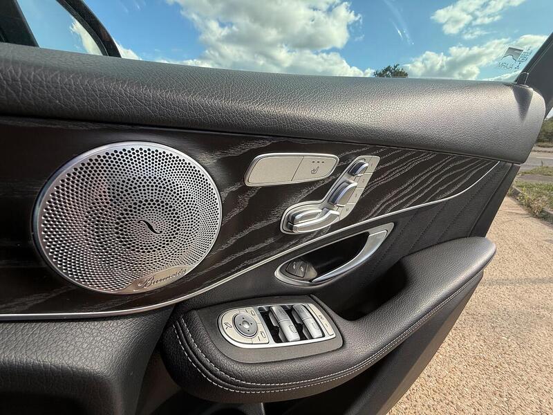 Mercedes-Benz GLC 2.1 GLC220d AMG Line (Premium Plus) SUV 5dr Diesel G-Tronic 4MATIC Euro 6 (s/s) (170 ps) - U10003170