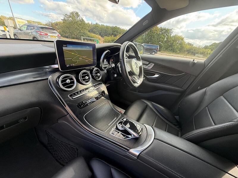 Mercedes-Benz GLC 2.1 GLC220d AMG Line (Premium Plus) SUV 5dr Diesel G-Tronic 4MATIC Euro 6 (s/s) (170 ps) - U10003170
