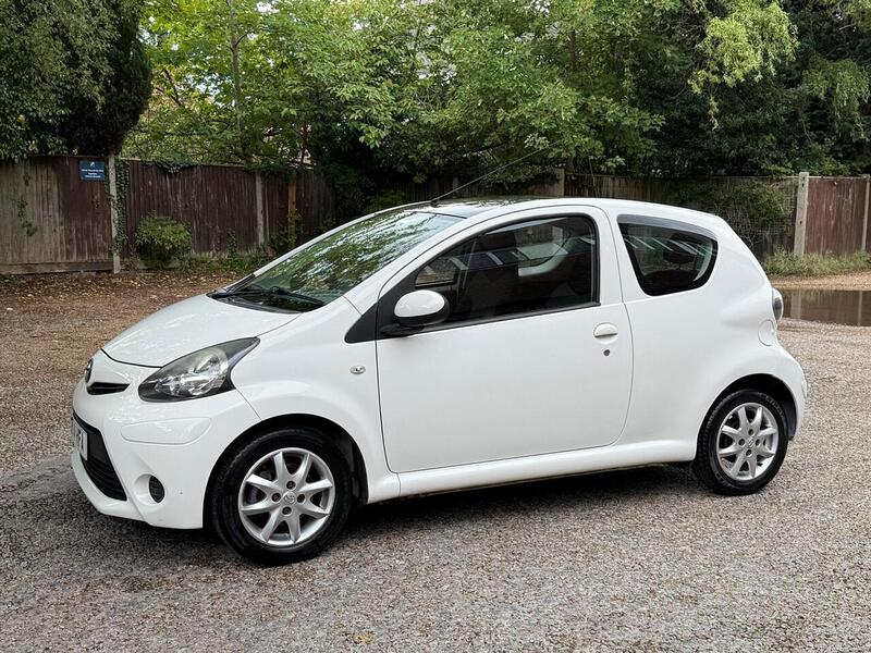 Toyota AYGO 1.0 VVT-i Move Hatchback 3dr Petrol Manual Euro 5 (68 ps) - U10003173