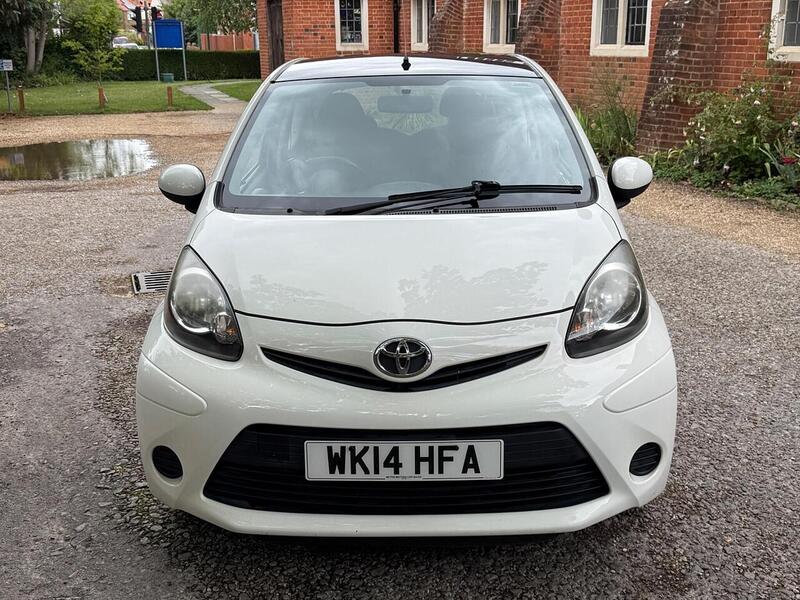 Toyota AYGO 1.0 VVT-i Move Hatchback 3dr Petrol Manual Euro 5 (68 ps) - U10003173