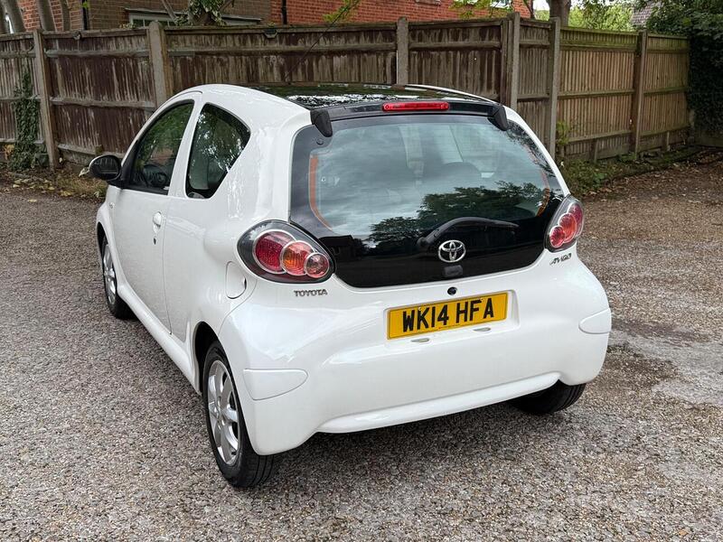 Toyota AYGO 1.0 VVT-i Move Hatchback 3dr Petrol Manual Euro 5 (68 ps) - U10003173