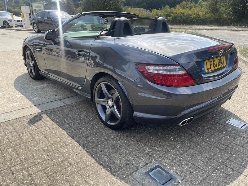 Mercedes-Benz SLK 1.8 SLK200 BlueEfficiency AMG Sport Convertible 2dr Petrol G-Tronic+ Euro 5 (s/s) (184 ps) - U10003179