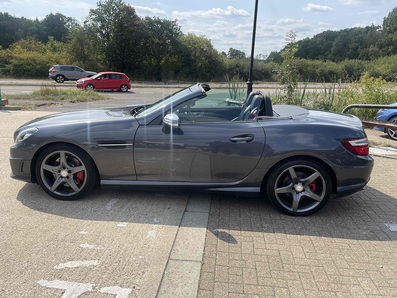 Mercedes-Benz SLK 1.8 SLK200 BlueEfficiency AMG Sport Convertible 2dr Petrol G-Tronic+ Euro 5 (s/s) (184 ps) - U10003179