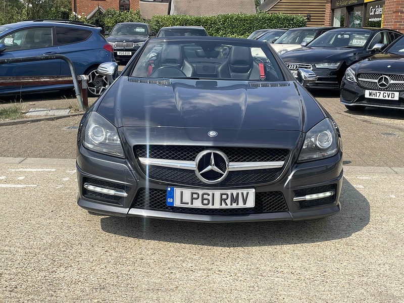 Mercedes-Benz SLK 1.8 SLK200 BlueEfficiency AMG Sport Convertible 2dr Petrol G-Tronic+ Euro 5 (s/s) (184 ps) - U10003179