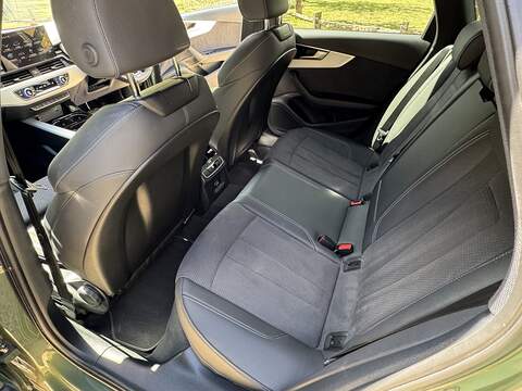 Audi A4 Avant 2.0 TFSI 35 S line Estate 5dr Petrol S Tronic Euro 6 (s/s) (150 ps) - U10003183