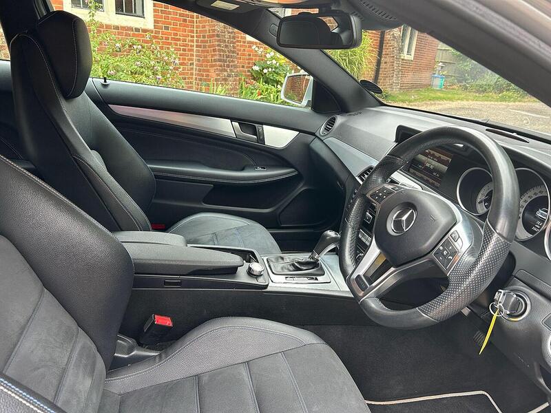Mercedes-Benz C Class 2.1 C220 CDI AMG Sport Edition Coupe 2dr Diesel G-Tronic+ Euro 5 (s/s) (170 ps) - U10003184