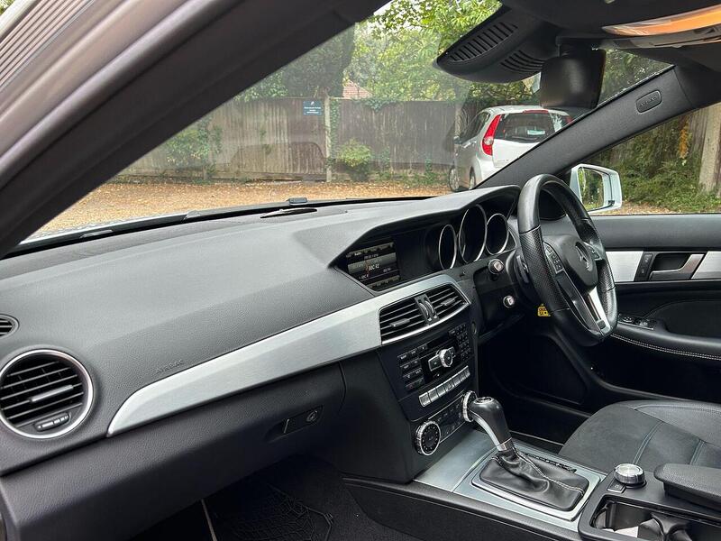 Mercedes-Benz C Class 2.1 C220 CDI AMG Sport Edition Coupe 2dr Diesel G-Tronic+ Euro 5 (s/s) (170 ps) - U10003184