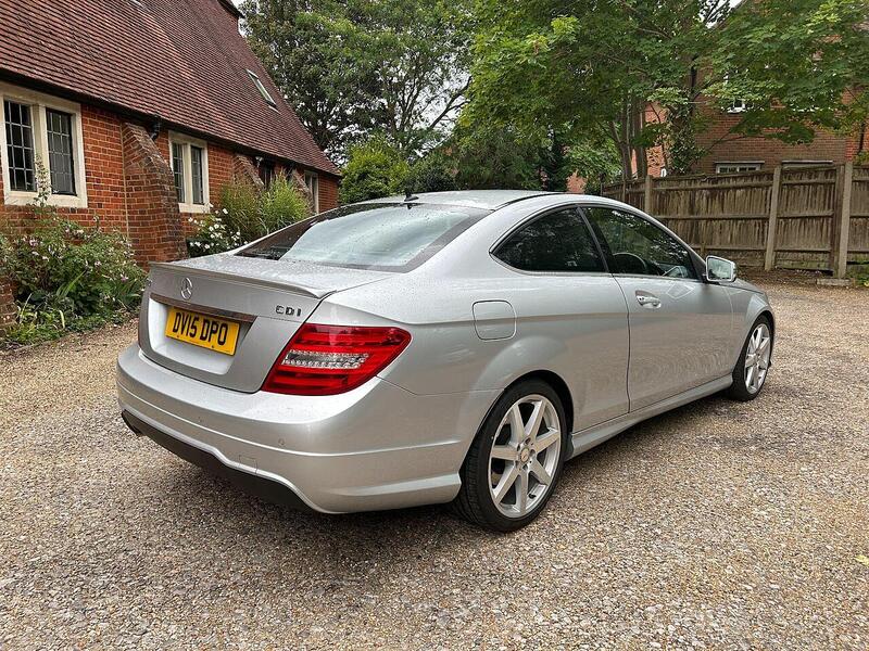Mercedes-Benz C Class 2.1 C220 CDI AMG Sport Edition Coupe 2dr Diesel G-Tronic+ Euro 5 (s/s) (170 ps) - U10003184