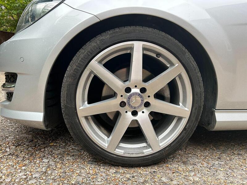 Mercedes-Benz C Class 2.1 C220 CDI AMG Sport Edition Coupe 2dr Diesel G-Tronic+ Euro 5 (s/s) (170 ps) - U10003184