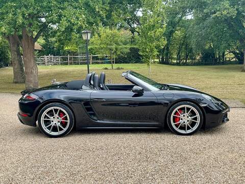 Porsche 718 Boxster 2.5T S PDK Euro 6 (s/s) 2dr - U10003189