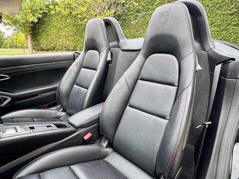 Porsche 718 Boxster 2.5T S PDK Euro 6 (s/s) 2dr - U10003189