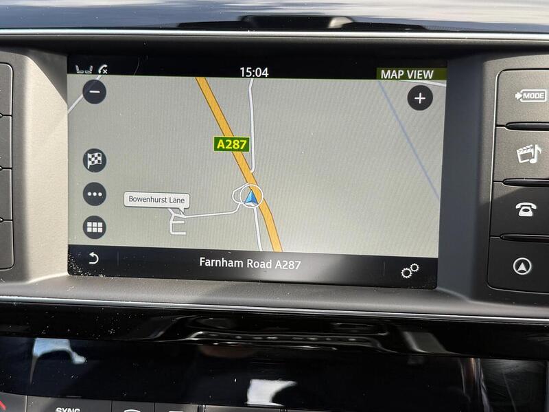 Jaguar XE 2.0d R-Sport Saloon 4dr Diesel Auto Euro 6 (s/s) (180 ps) - U10003190