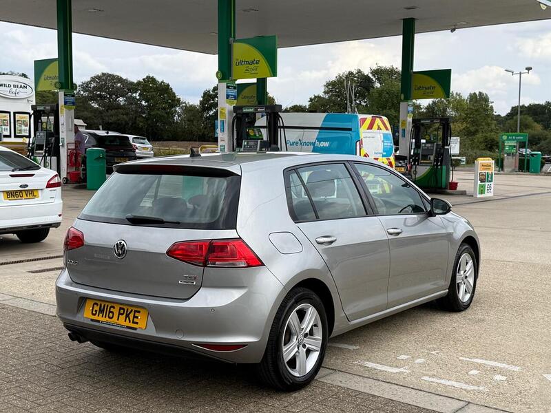 Volkswagen Golf 1.4 TSI BlueMotion Tech Match Edition Hatchback 5dr Petrol DSG Euro 6 (s/s) (125 ps) - U10003191