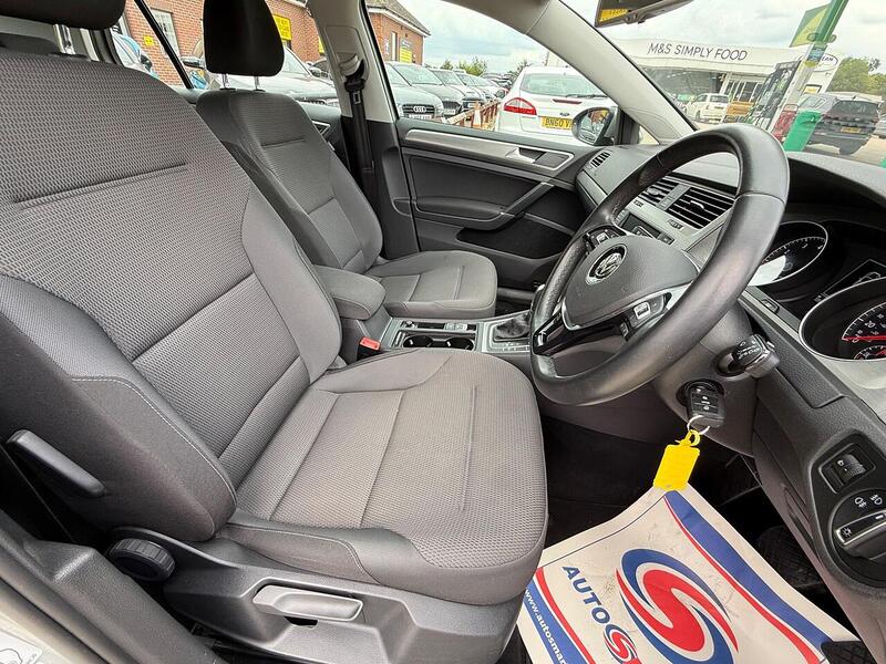 Volkswagen Golf 1.4 TSI BlueMotion Tech Match Edition Hatchback 5dr Petrol DSG Euro 6 (s/s) (125 ps) - U10003191