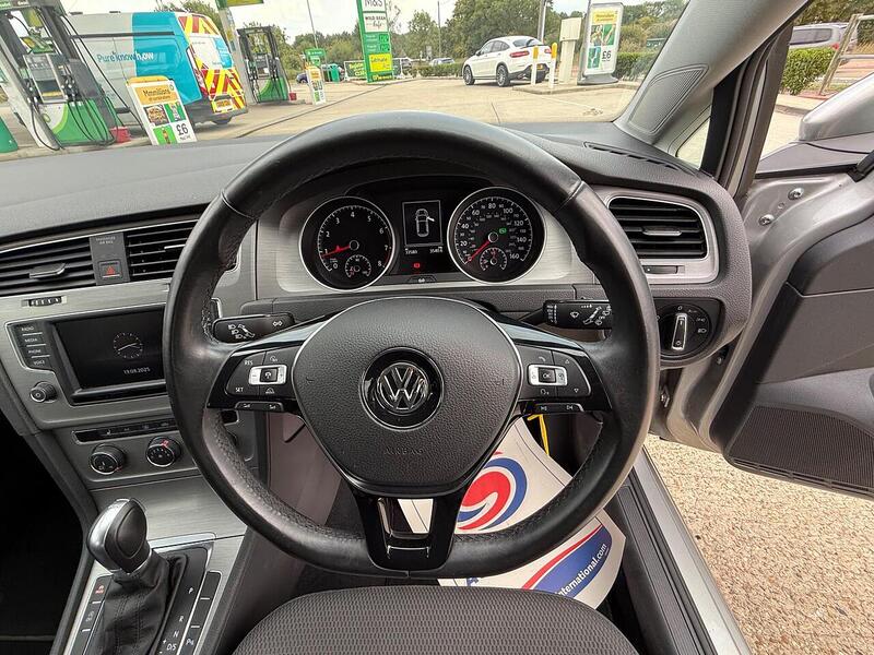 Volkswagen Golf 1.4 TSI BlueMotion Tech Match Edition Hatchback 5dr Petrol DSG Euro 6 (s/s) (125 ps) - U10003191