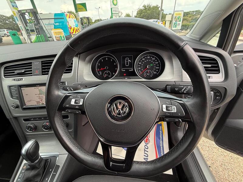 Volkswagen Golf 1.4 TSI BlueMotion Tech Match Edition Hatchback 5dr Petrol DSG Euro 6 (s/s) (125 ps) - U10003191