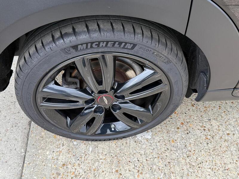 MINI Hatch 2.0 Cooper S Sport Hatchback 5dr Petrol Steptronic Euro 6 (s/s) (192 ps) - U10003192