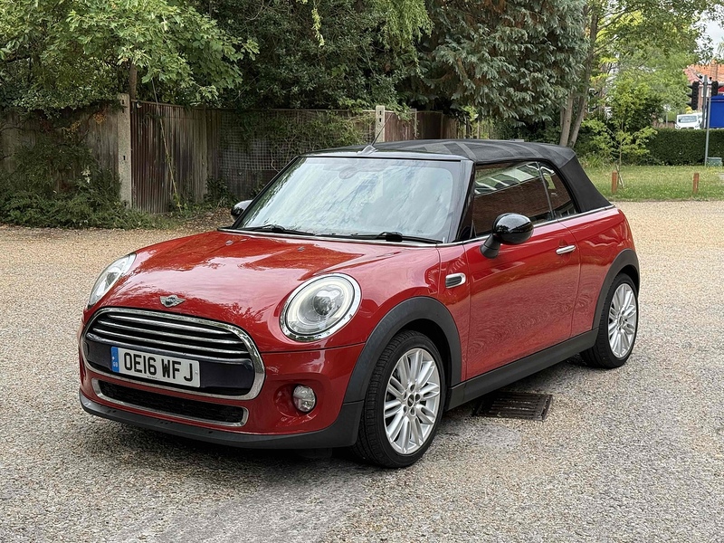 MINI Convertible 1.5 Cooper Convertible 2dr Petrol Manual Euro 6 (s/s) (136 ps) - U10003193