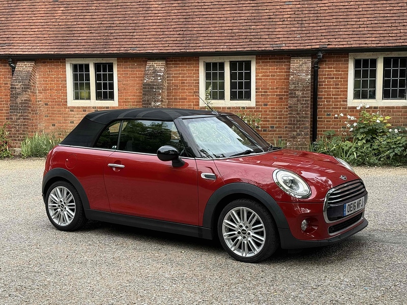 MINI Convertible 1.5 Cooper Convertible 2dr Petrol Manual Euro 6 (s/s) (136 ps) - U10003193