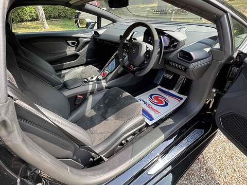 Lamborghini Huracan 5.2 V10 LP 640-4 EVO Spyder 2dr Petrol LDF 4WD Euro 6 (s/s) (640 ps) - U10003197