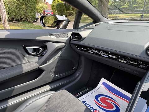 Lamborghini Huracan 5.2 V10 LP 640-4 EVO Spyder 2dr Petrol LDF 4WD Euro 6 (s/s) (640 ps) - U10003197