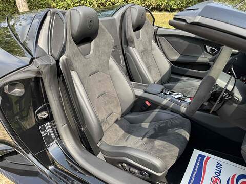 Lamborghini Huracan 5.2 V10 LP 640-4 EVO Spyder 2dr Petrol LDF 4WD Euro 6 (s/s) (640 ps) - U10003197