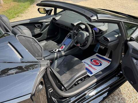 Lamborghini Huracan 5.2 V10 LP 640-4 EVO Spyder 2dr Petrol LDF 4WD Euro 6 (s/s) (640 ps) - U10003197