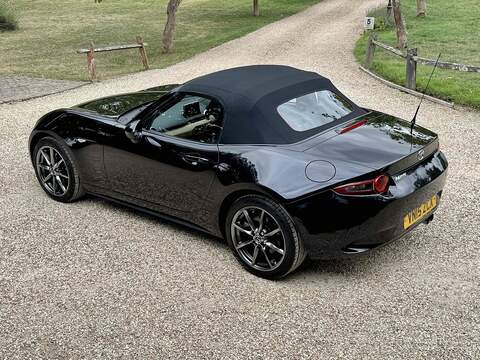 Mazda MX-5 2.0 SKYACTIV-G Sport Nav Convertible 2dr Petrol Manual Euro 6 (160 ps) - U10003200