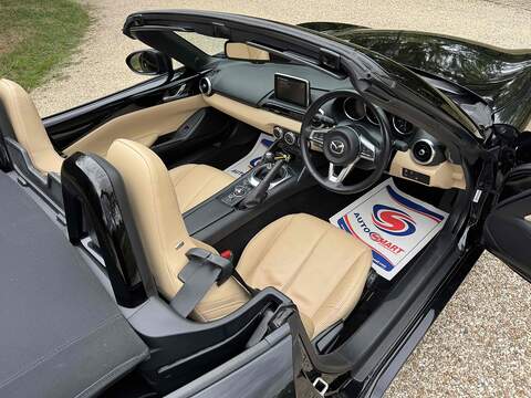 Mazda MX-5 2.0 SKYACTIV-G Sport Nav Convertible 2dr Petrol Manual Euro 6 (160 ps) - U10003200